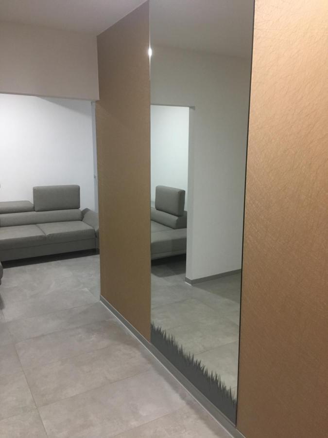 Apartment Sun Lakes - Sever Сенец Экстерьер фото