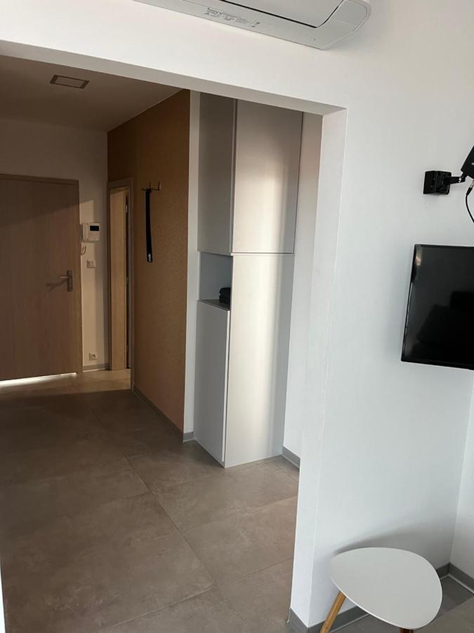 Apartment Sun Lakes - Sever Сенец Экстерьер фото